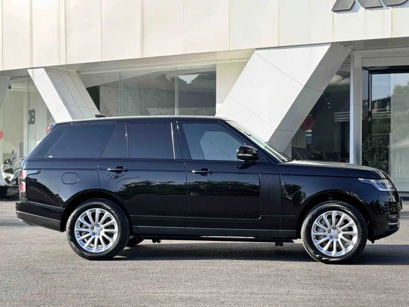 Land_rover range-rover