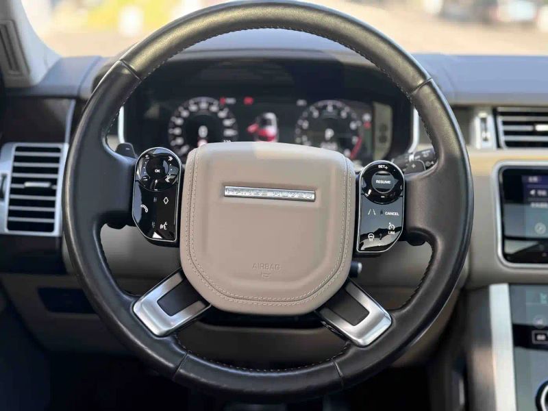 Land_rover range-rover