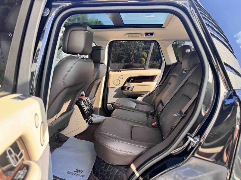 Land_rover range-rover