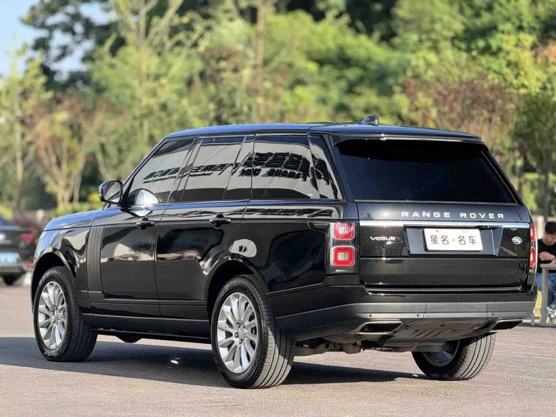 Land_rover range-rover