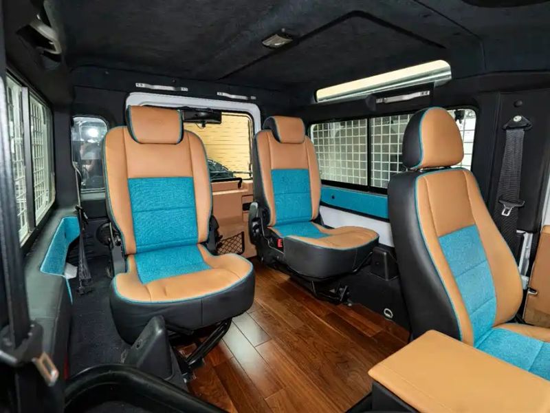 Land_rover defender