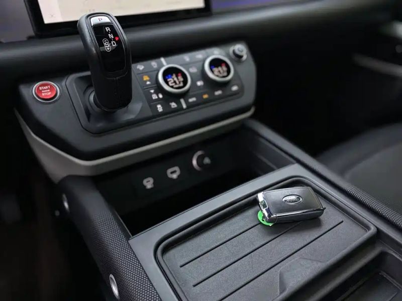 Land_rover defender