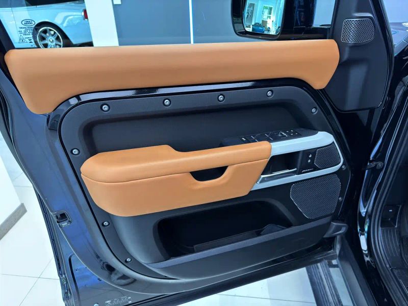 Land_rover defender