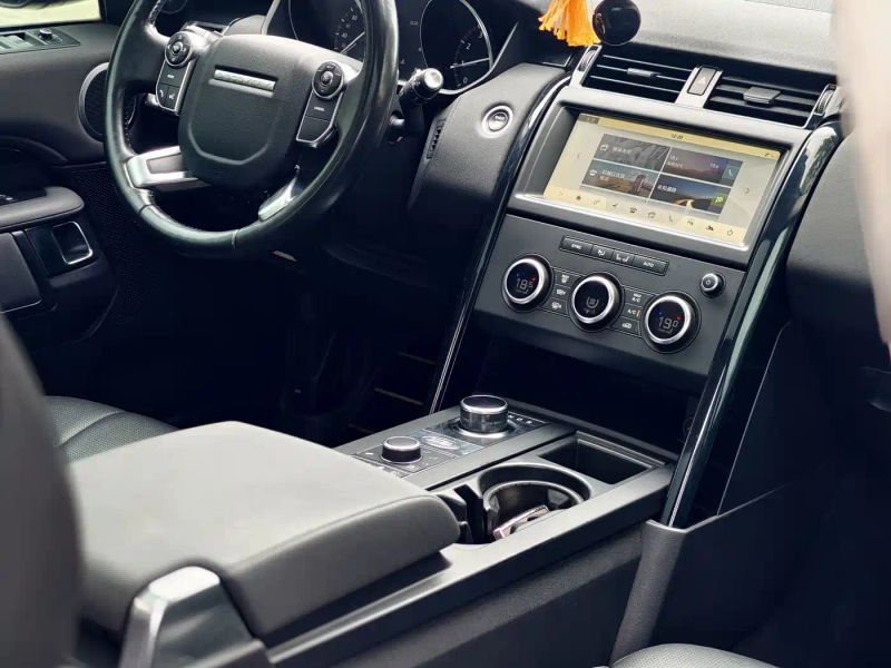 Land_rover land_rover