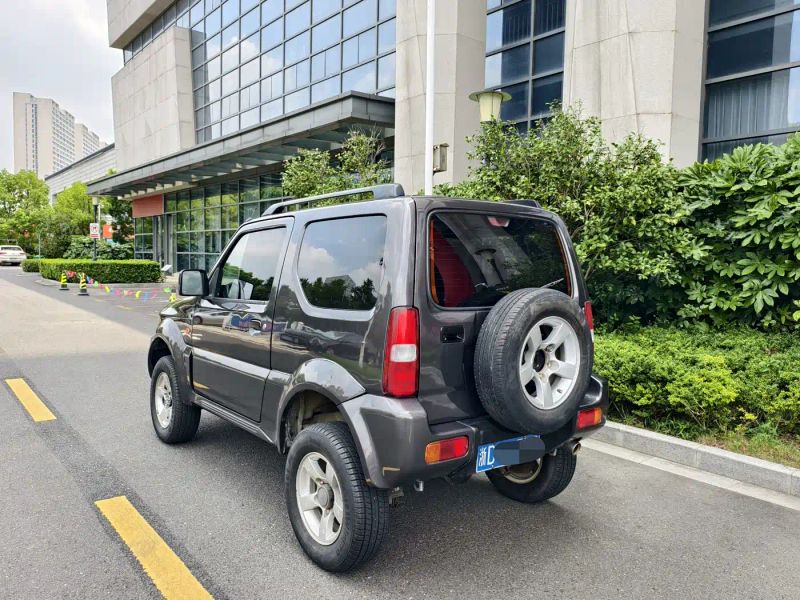 jimny suv