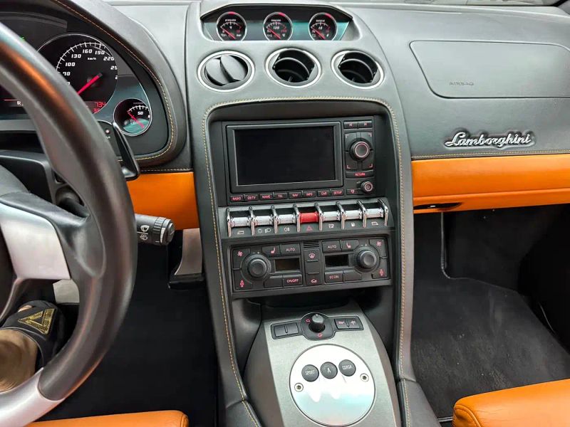 Lamborghini sports_car