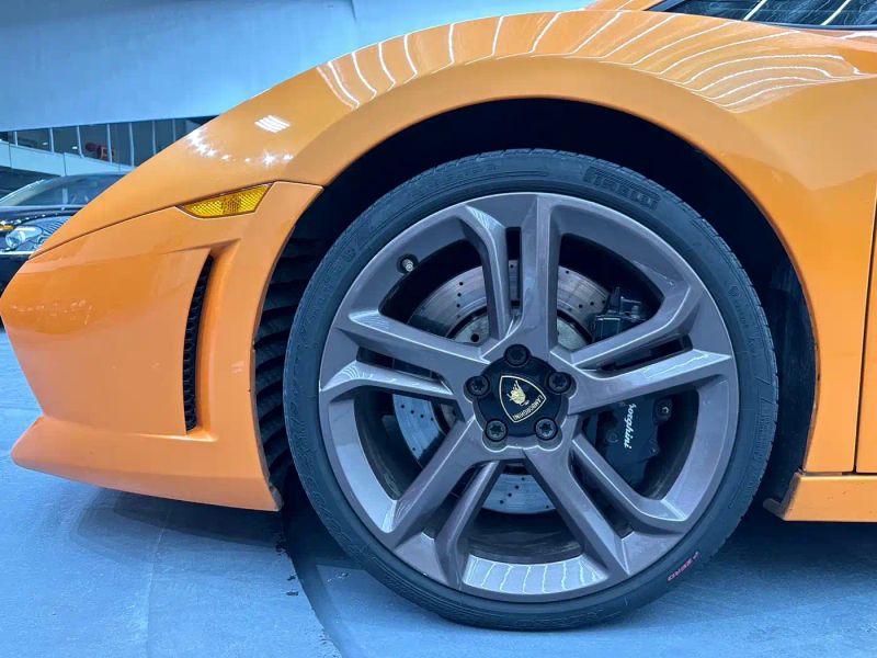 Lamborghini sports_car