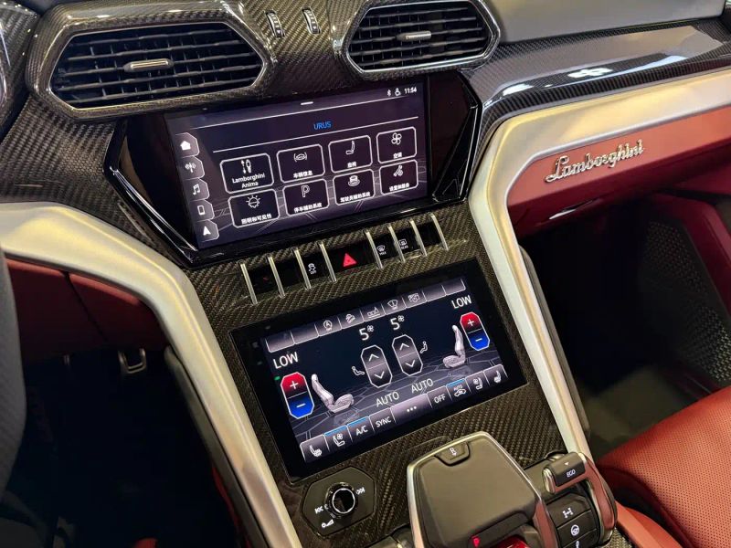 Lamborghini urus