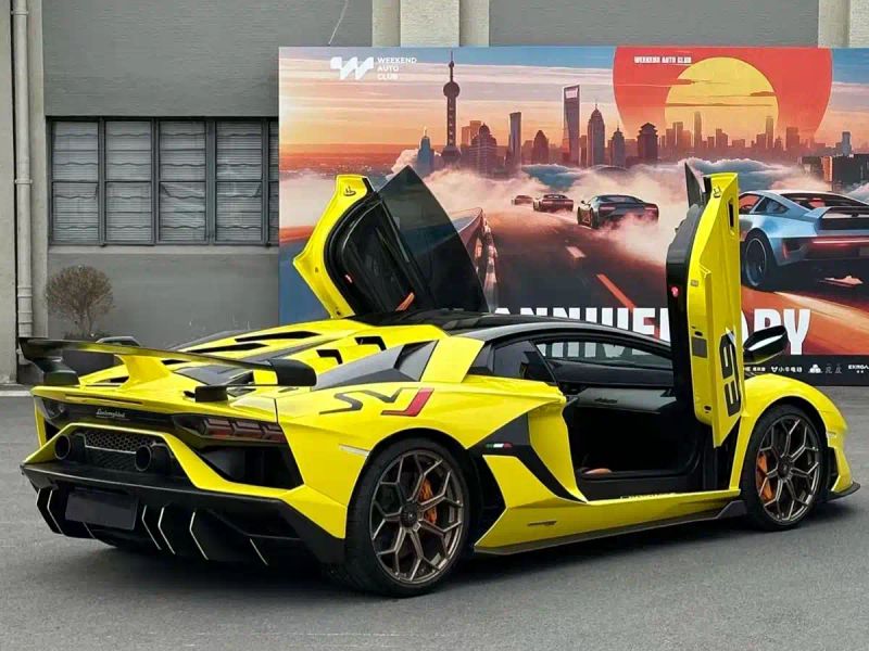 Lamborghini supercar