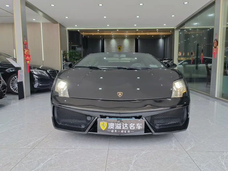 Lamborghini sports_car