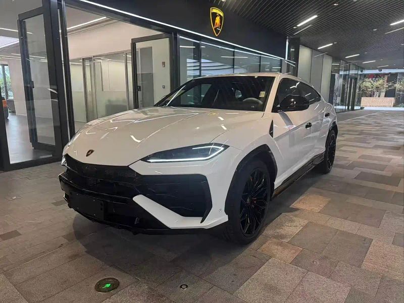 Lamborghini urus-se