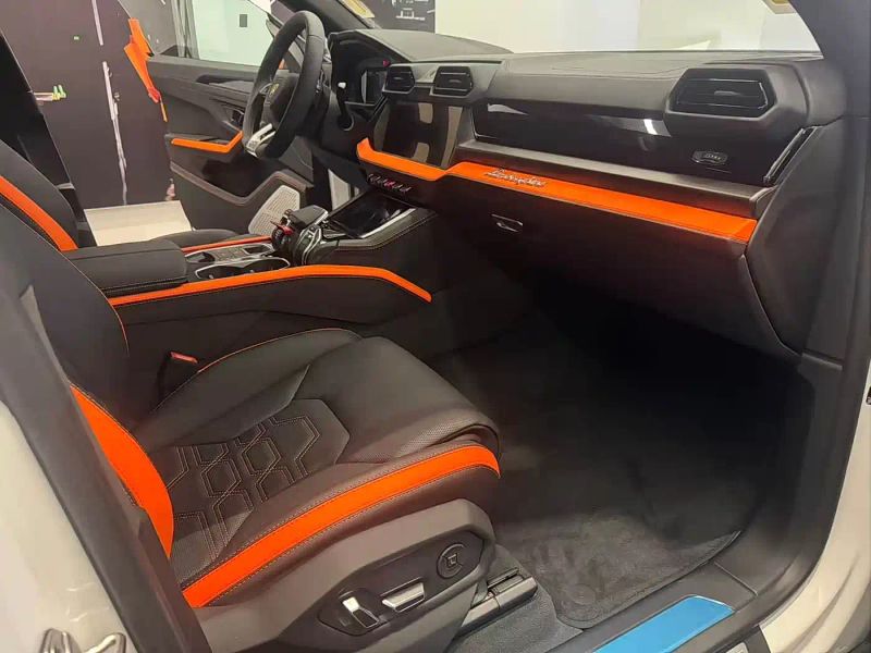 Lamborghini urus-se