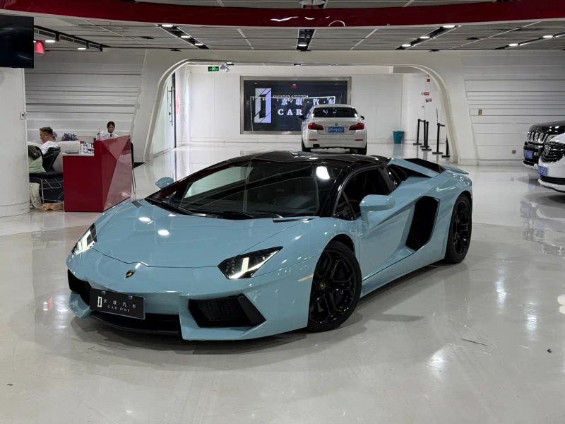 Lamborghini supercar