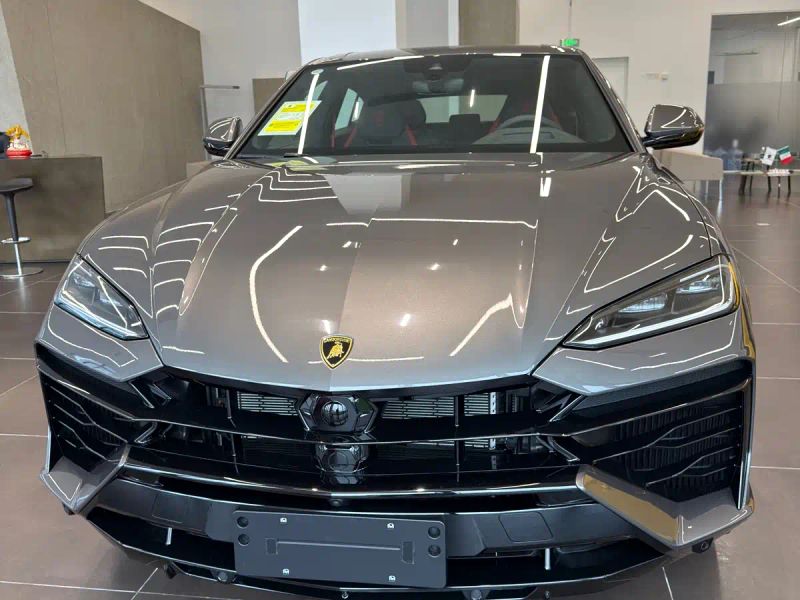 Lamborghini urus-se