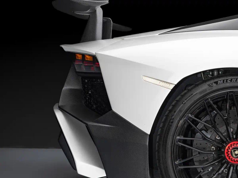 Lamborghini supercar
