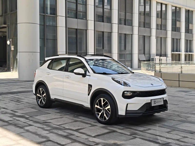 Lynk&co 01