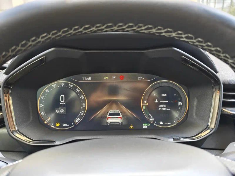 Lynk&co 01