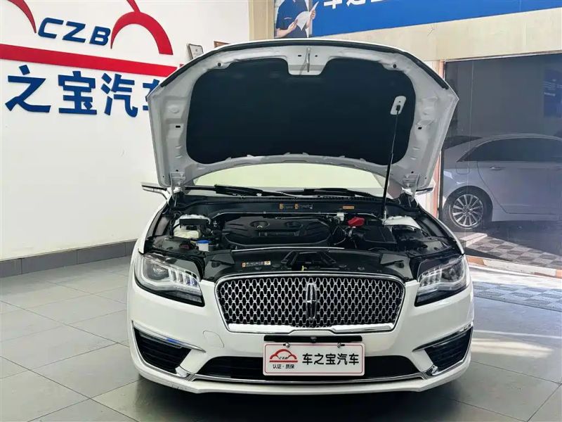navigator mkz