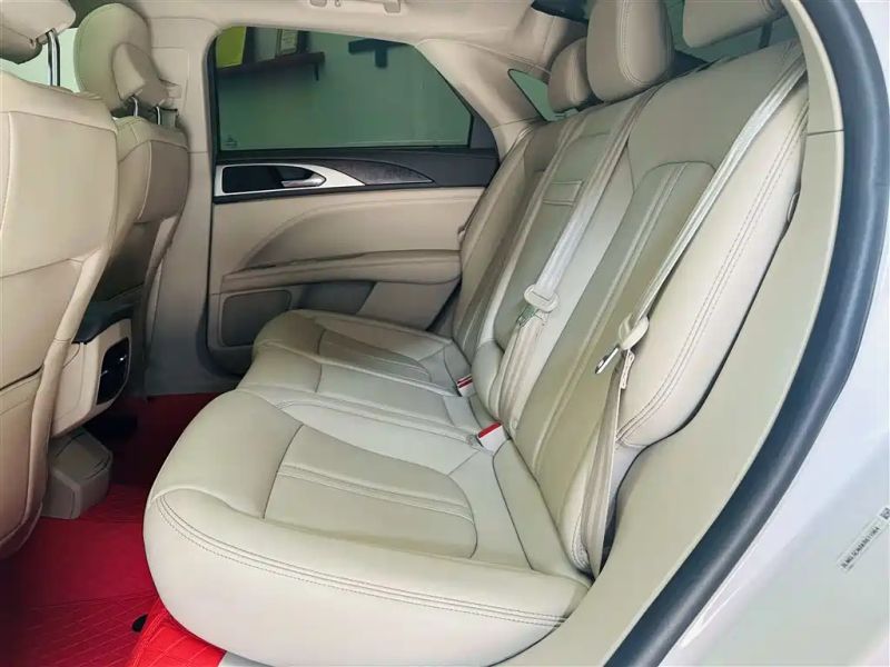 navigator mkz