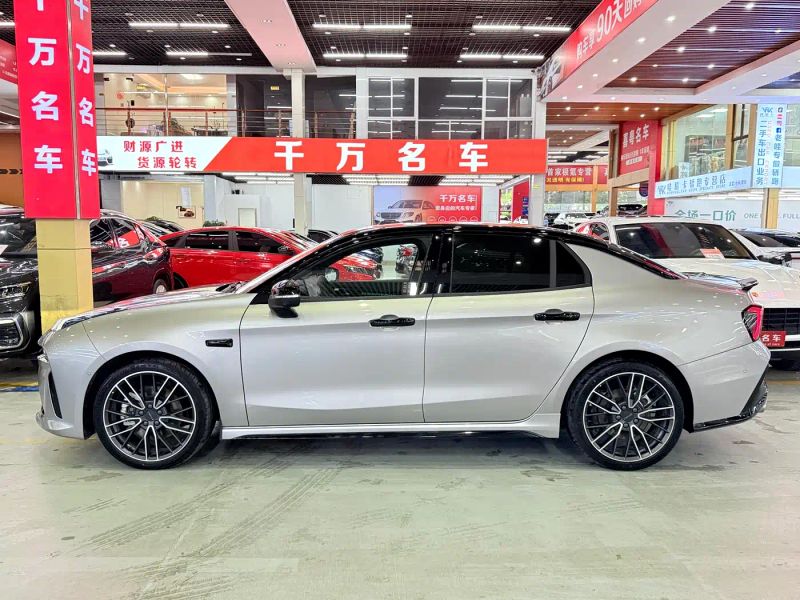 Lynk&co lynk-co-03