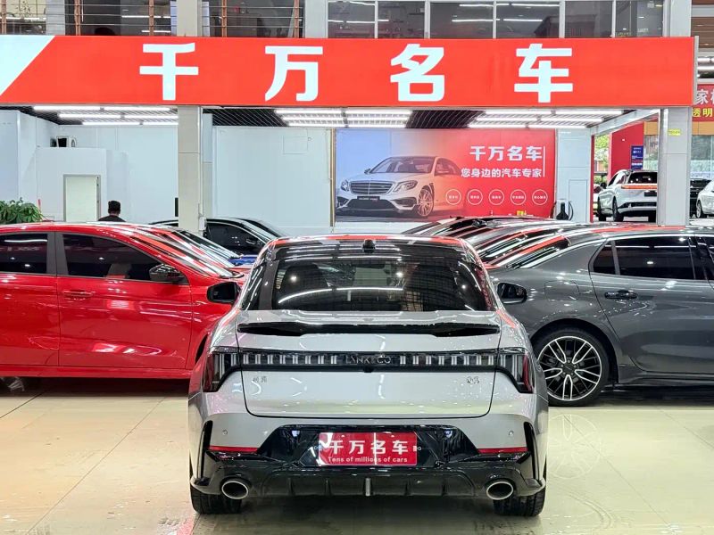 Lynk&co lynk-co-03