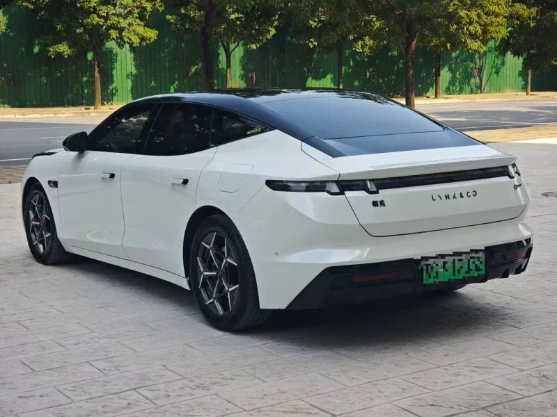 Lynk&co lynk_co_01