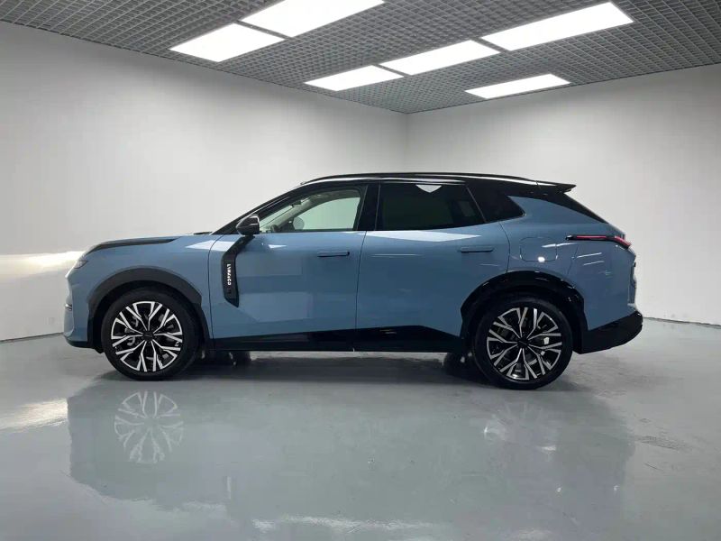 Lynk&co 08