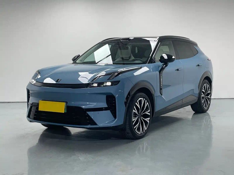 Lynk&co 08
