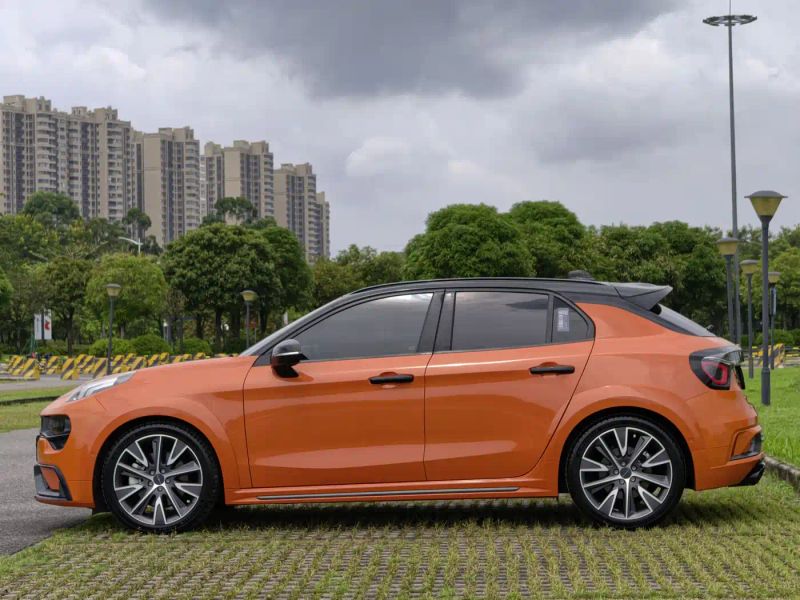 Lynk&co 02