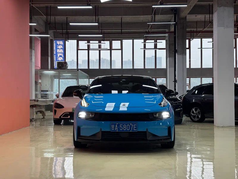 Lynk&co lynk-co-03
