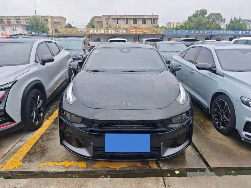 Lynk&co lynk-co-03