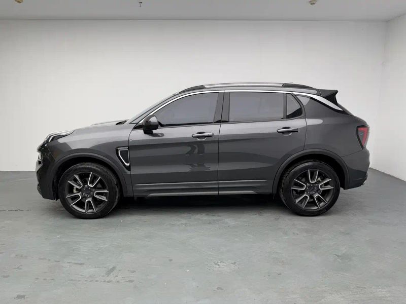 Lynk&co 01