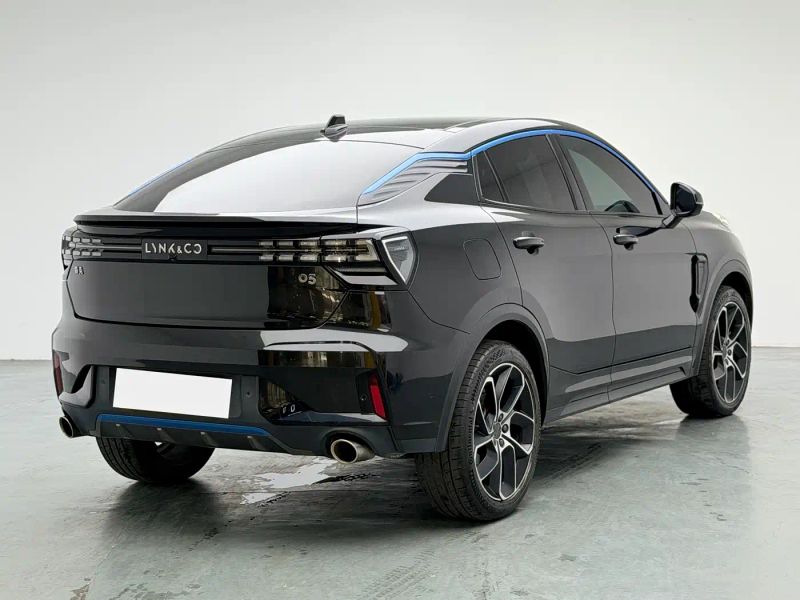 Lynk&co 05