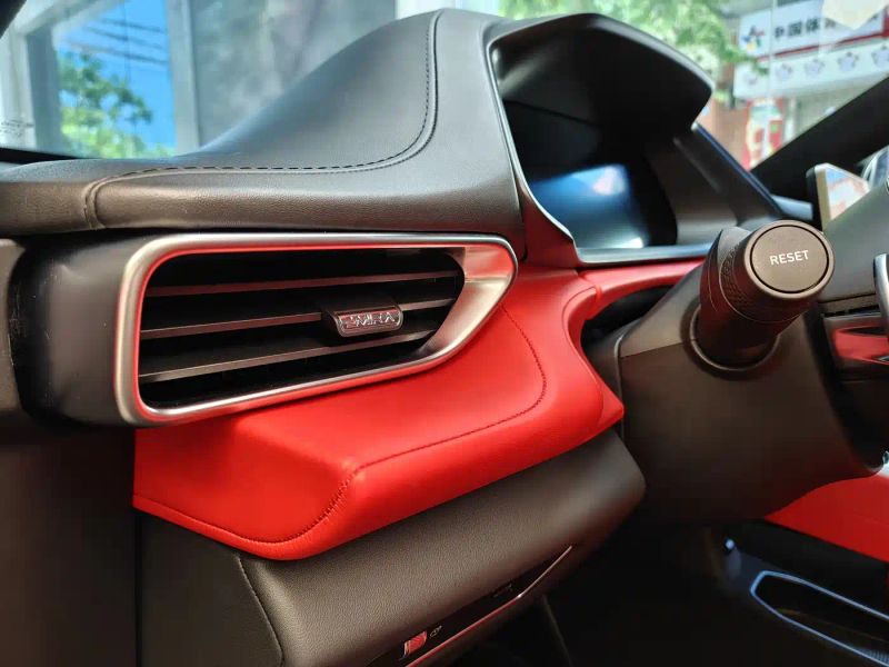 emira sports_car