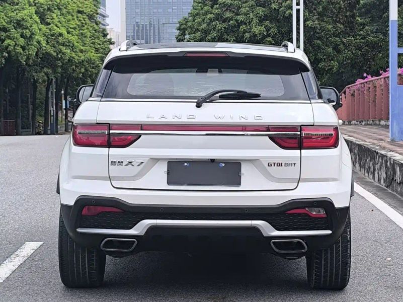 Landwind x7