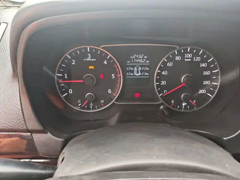 Landwind x8
