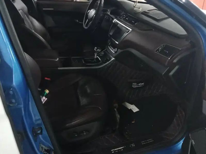 Landwind x7
