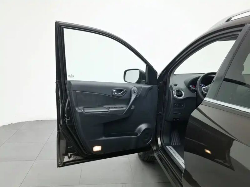 koleos imported