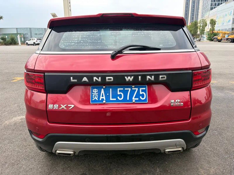 Landwind x7