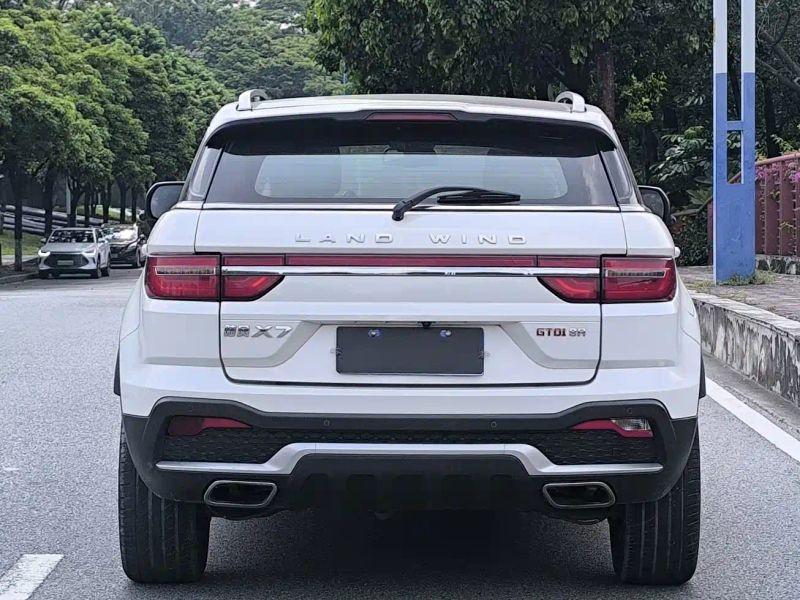 Landwind x7