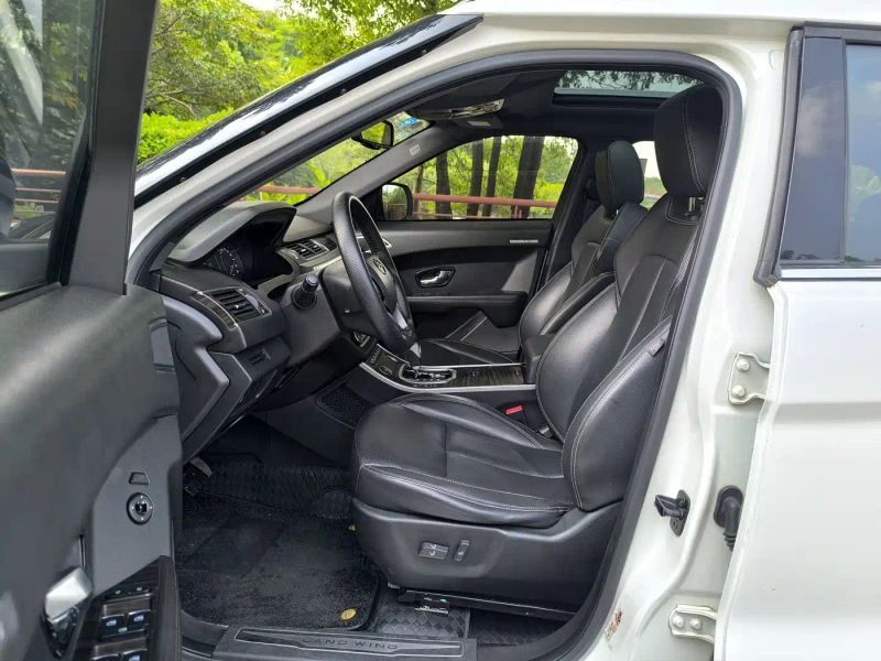 Landwind x7