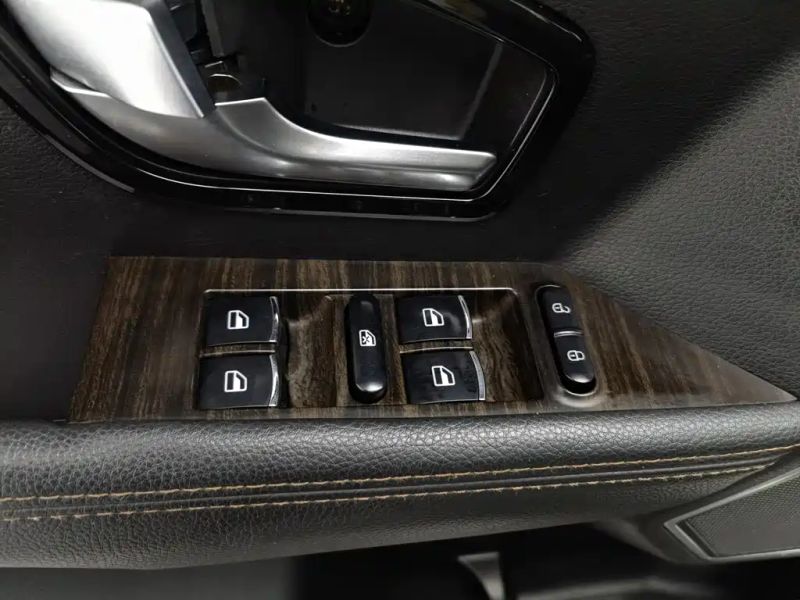 Landwind x7