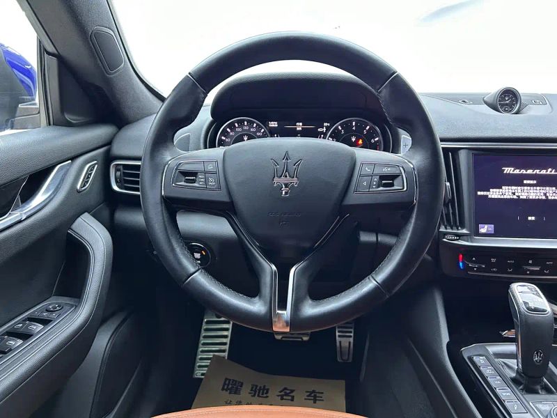 Maserati suv