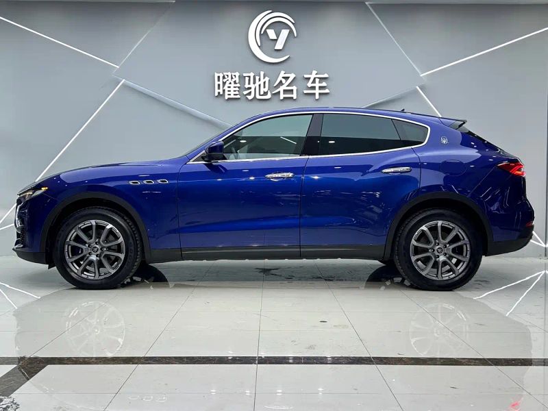 Maserati suv
