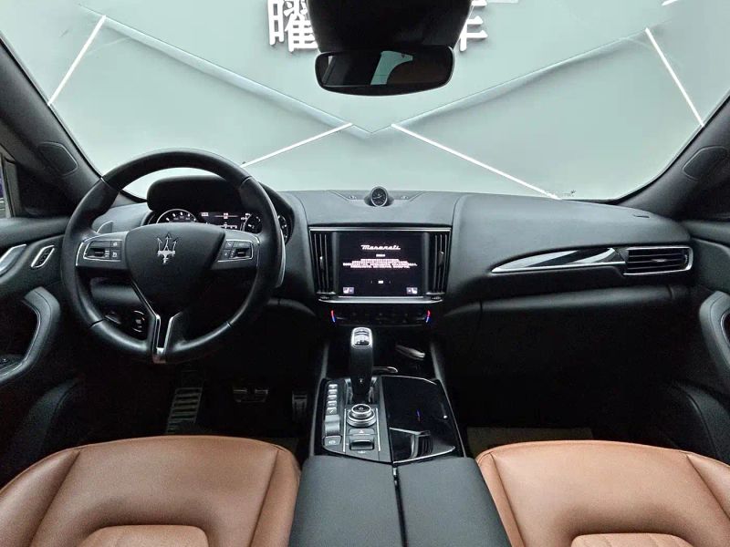 Maserati suv
