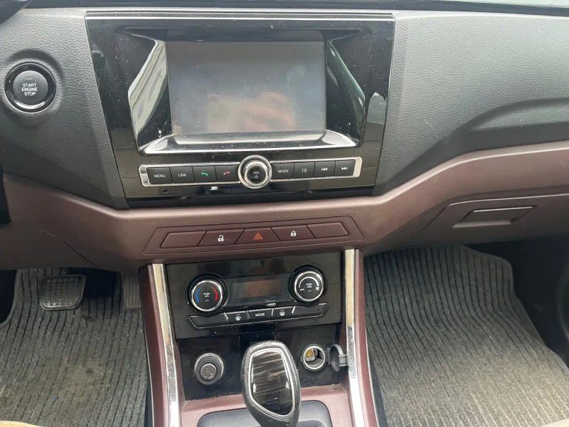 lifan maxus