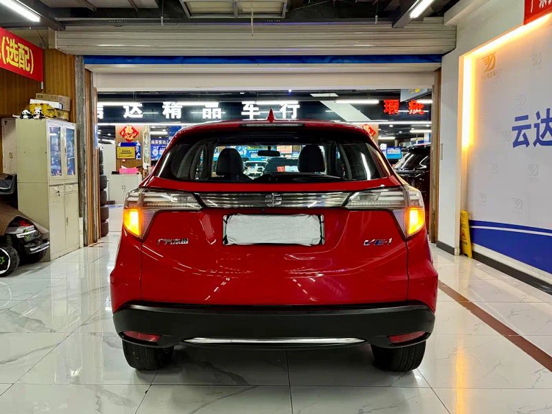Lease" ve-1