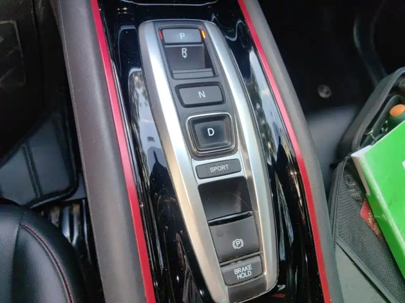 Lease" ve-1