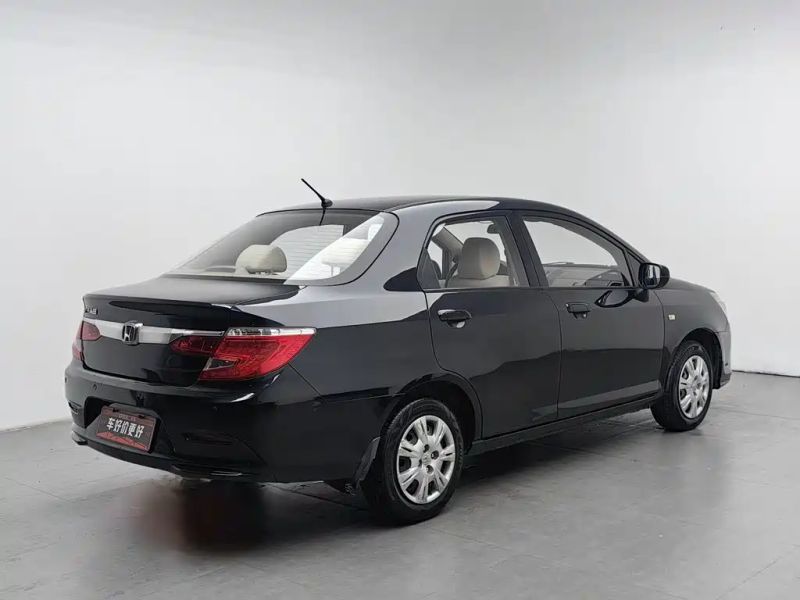 Lease" s1