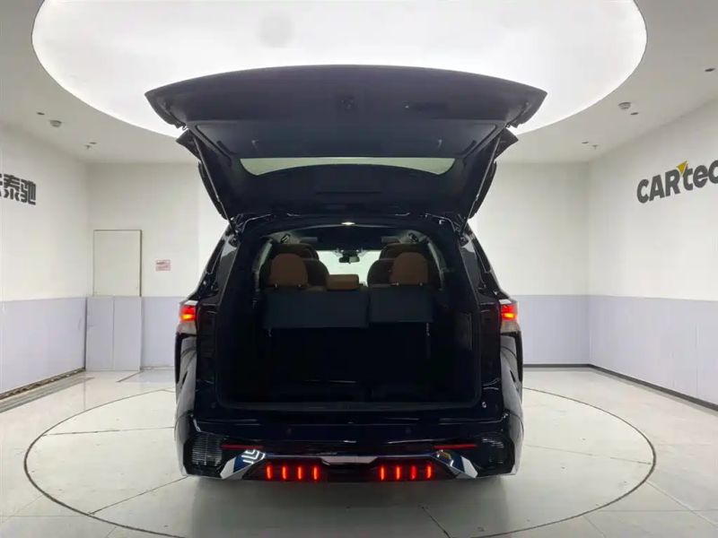 lorinsermaybach greyvia